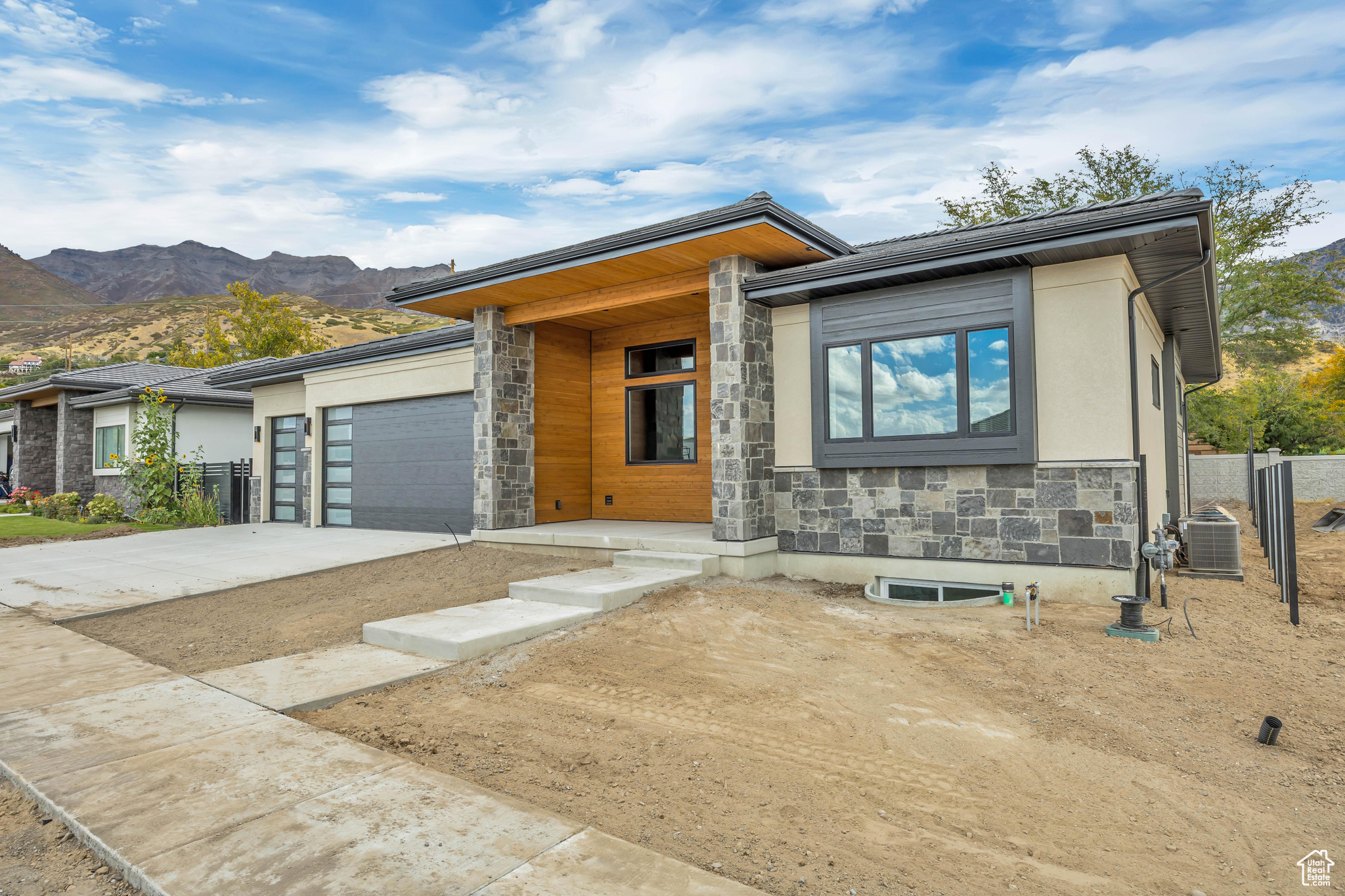 ABBEY ROAD COMMUNITY - Residential