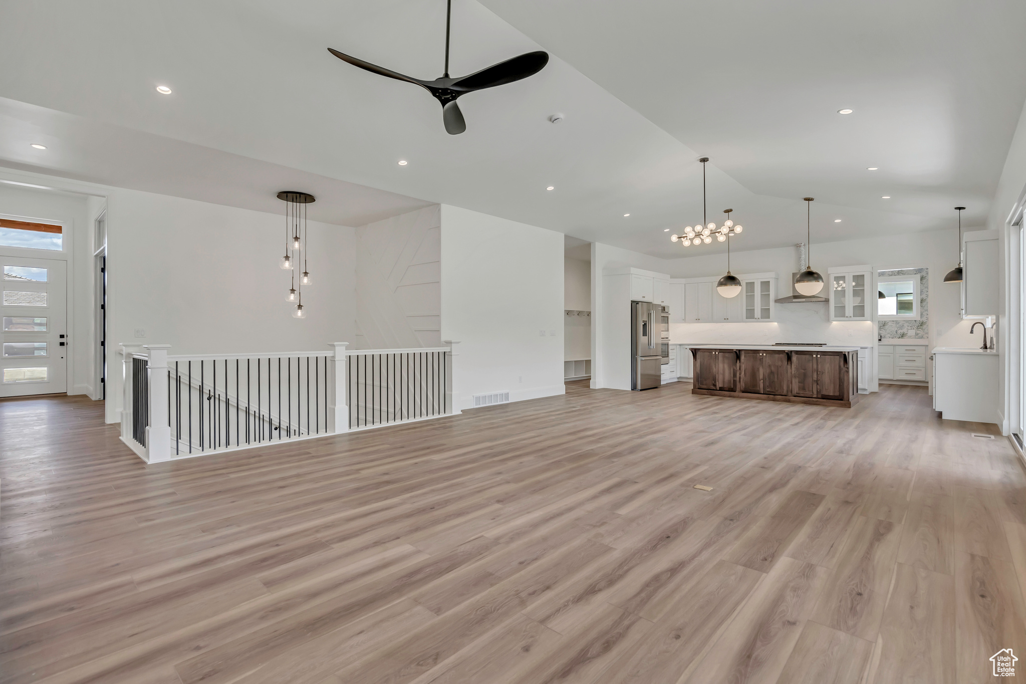 ABBEY ROAD COMMUNITY - Residential