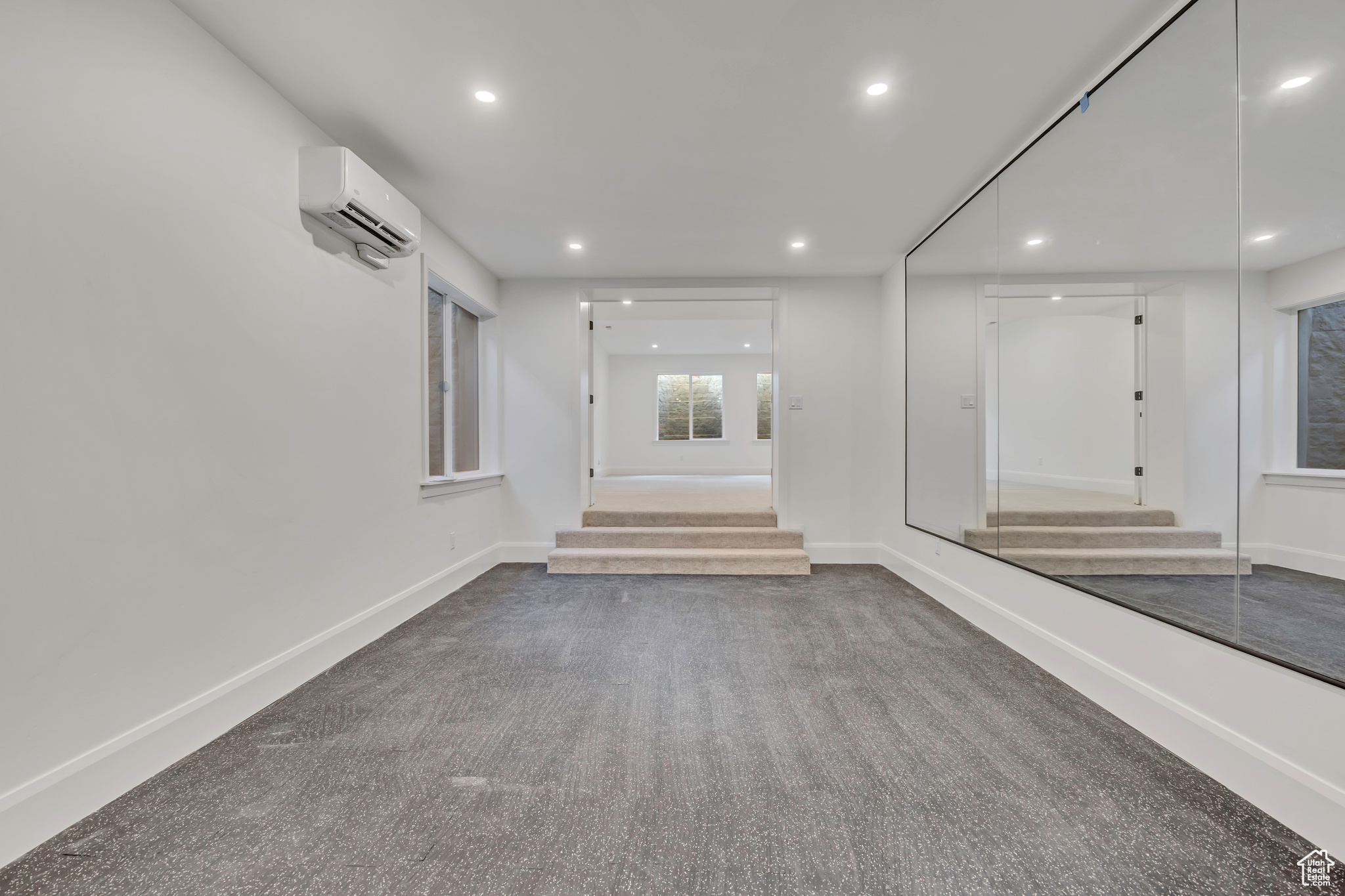 ABBEY ROAD COMMUNITY - Residential