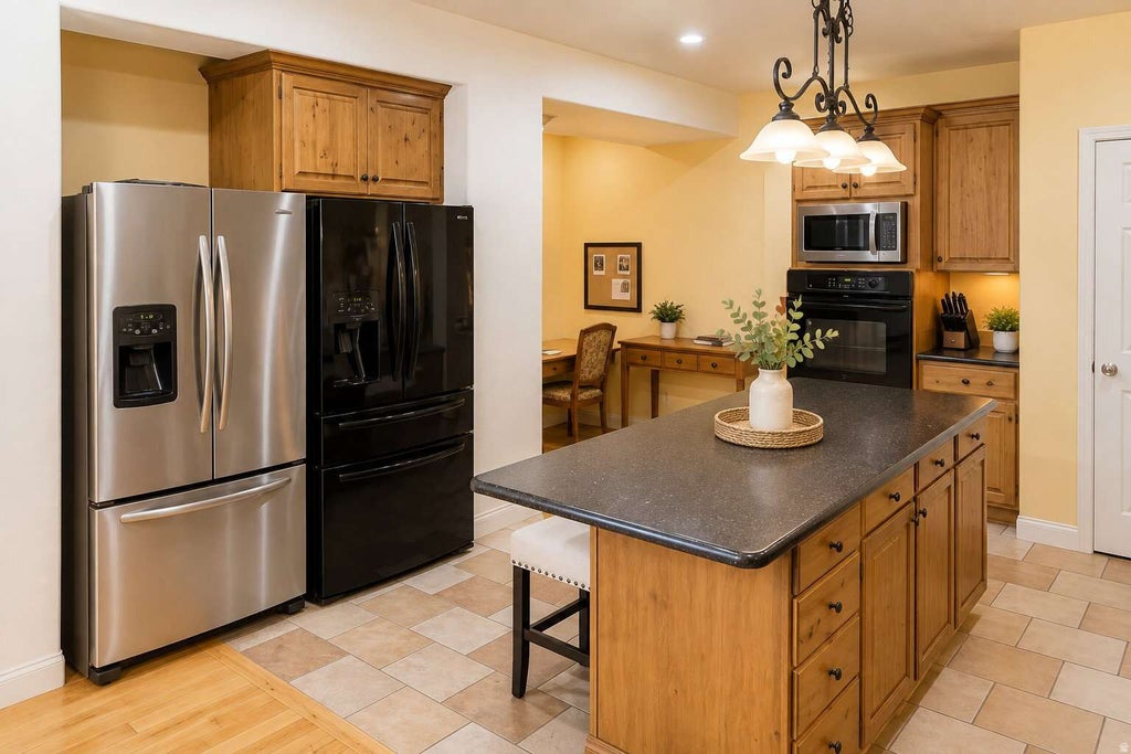 Photo of 3004 SOMERSET WAY, Spanish Fork, UT 84660 (MLS # 2178056)