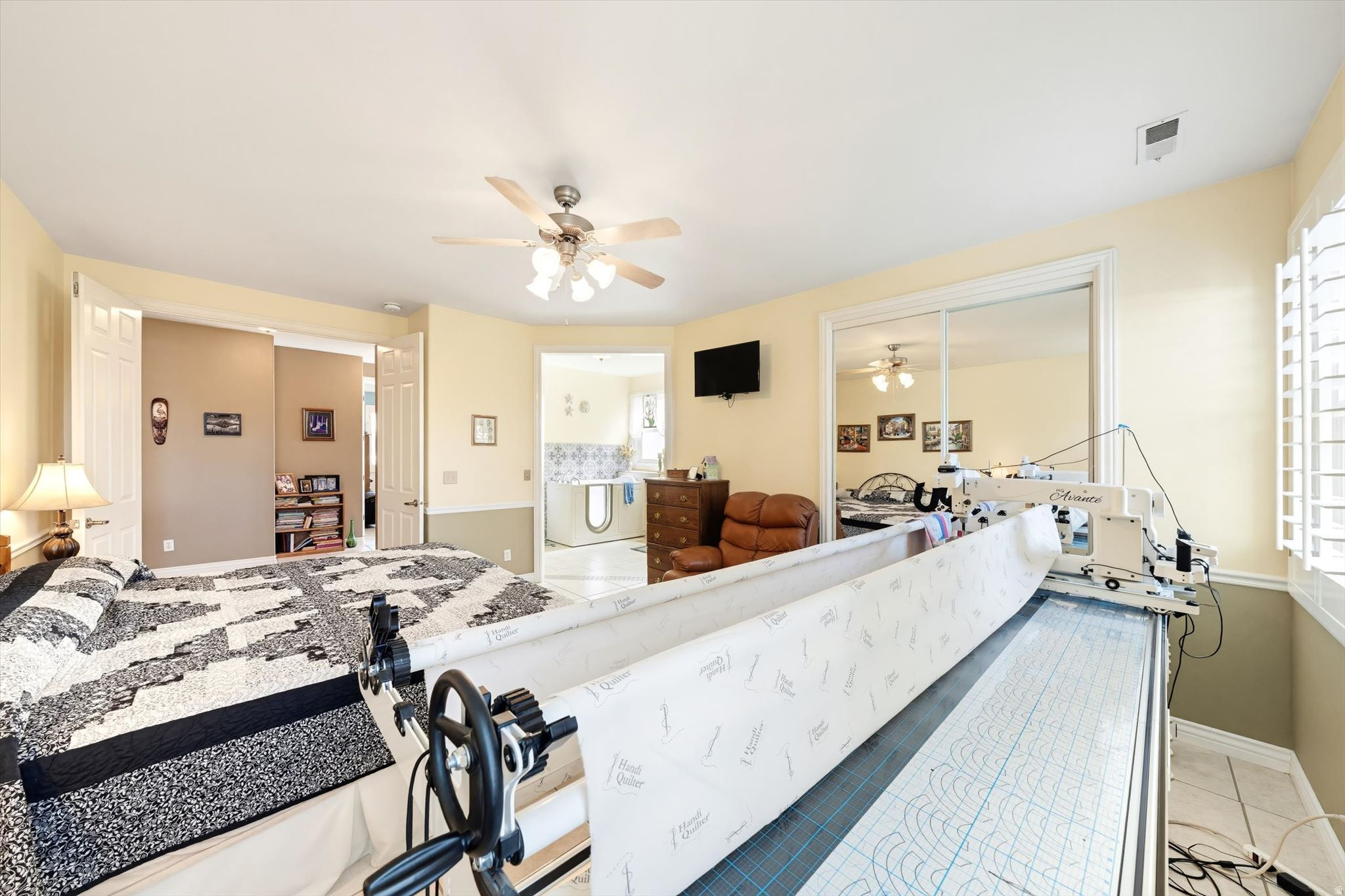 SPRINGFIELD TH 1 - Residential