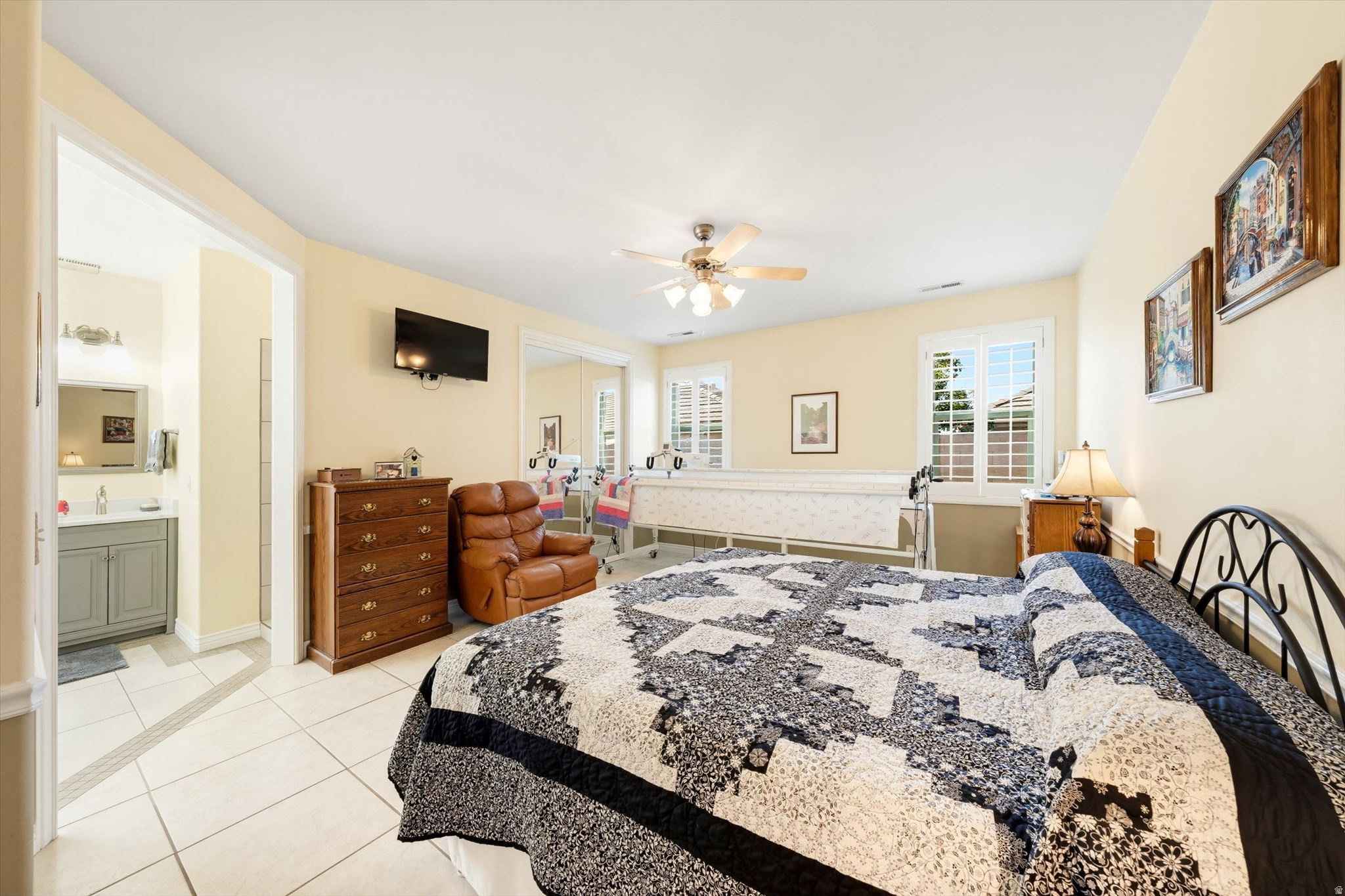 SPRINGFIELD TH 1 - Residential