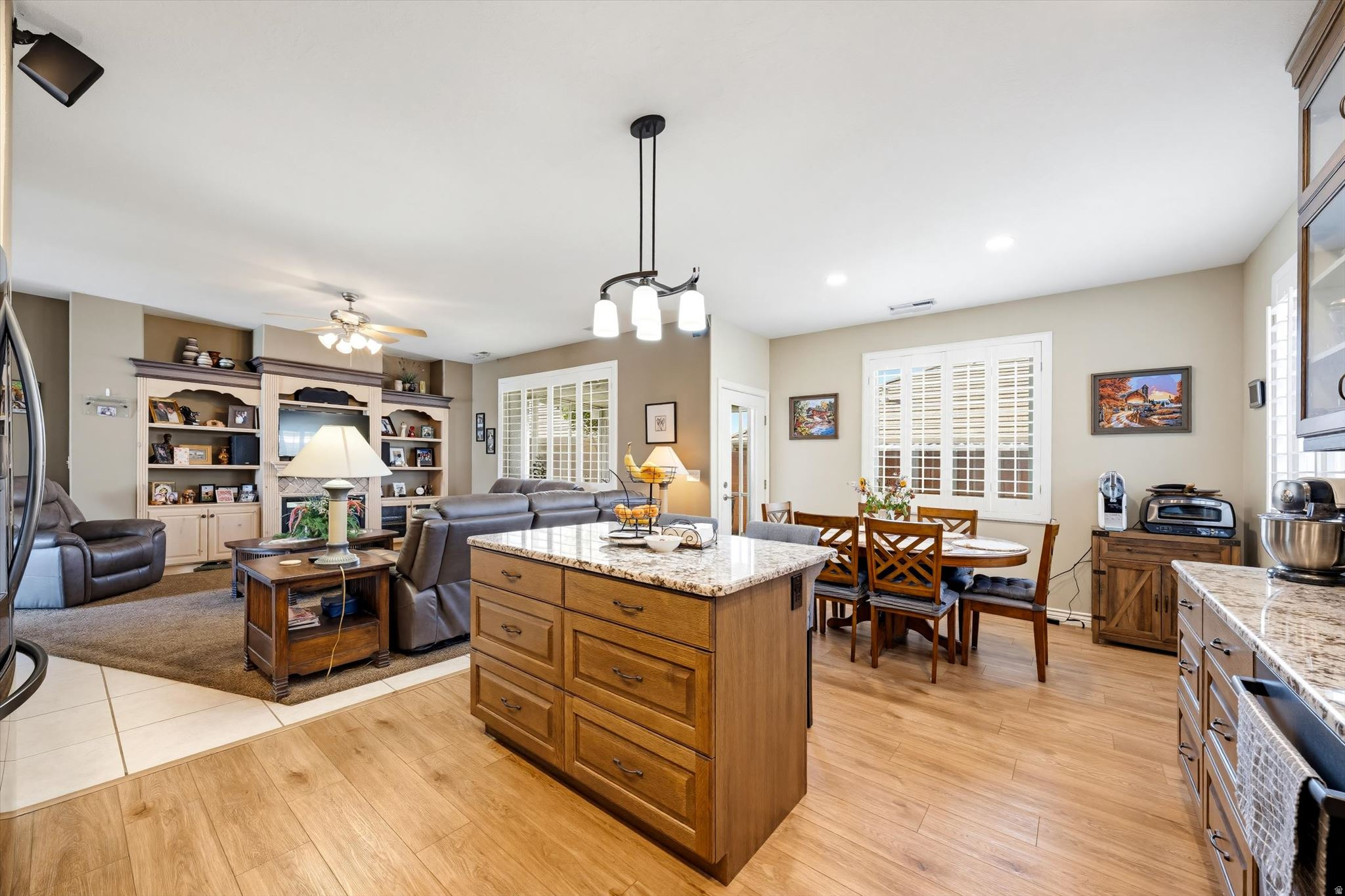 SPRINGFIELD TH 1 - Residential