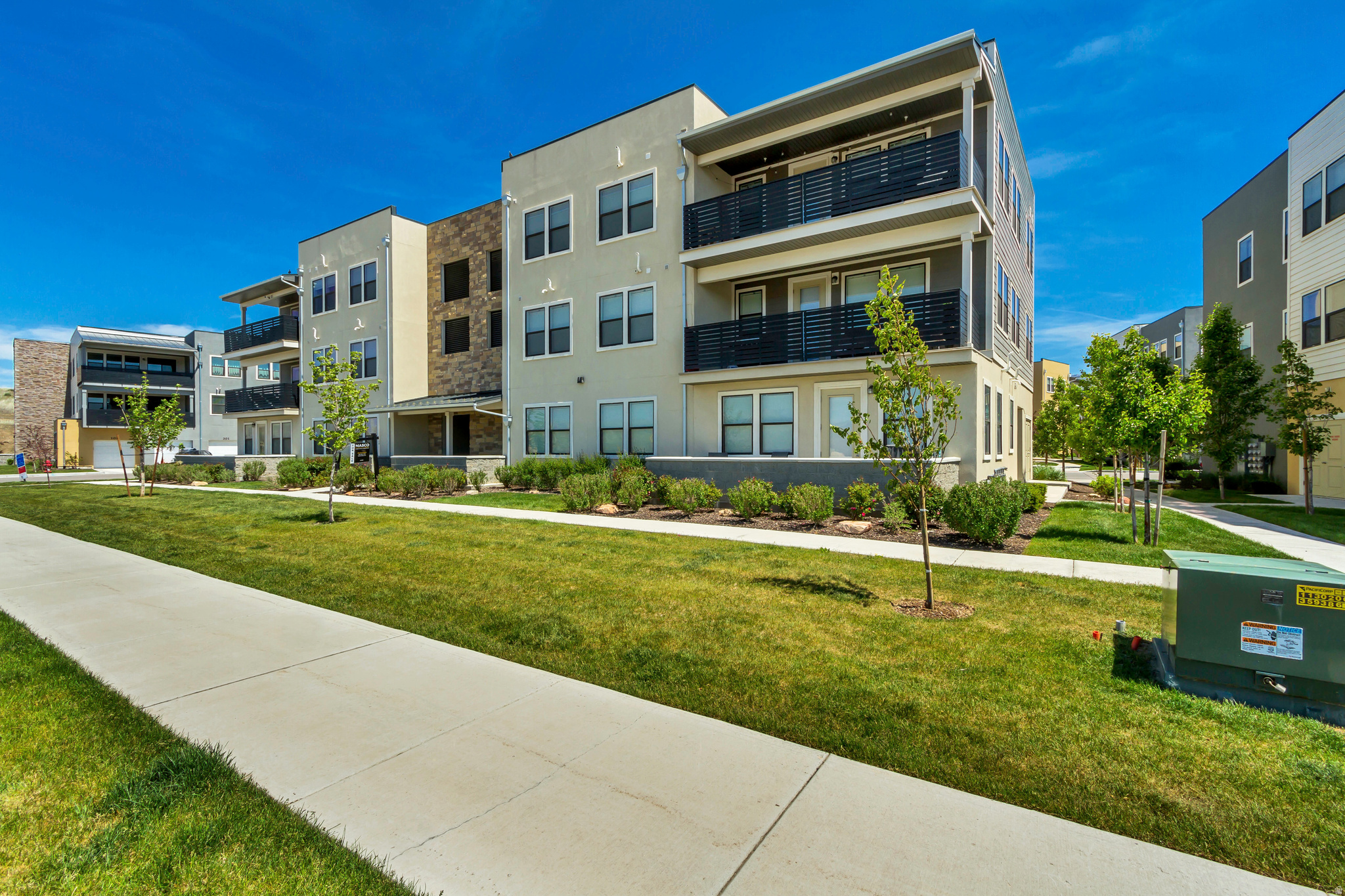JORDAN HEIGHTS AT VIEW 78 PHASE 1 D - Residential