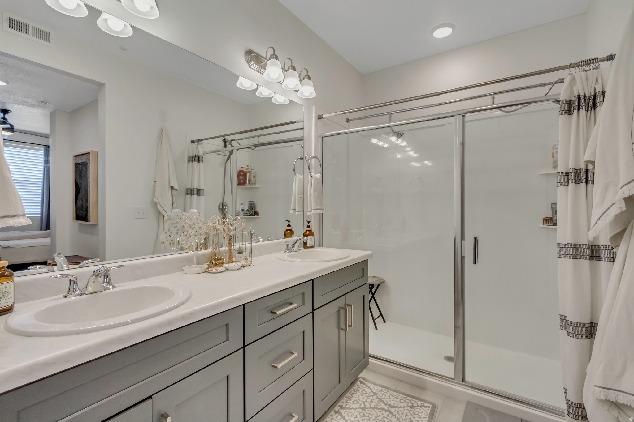 JORDAN HEIGHTS AT VIEW 78 PHASE 1 D - Residential