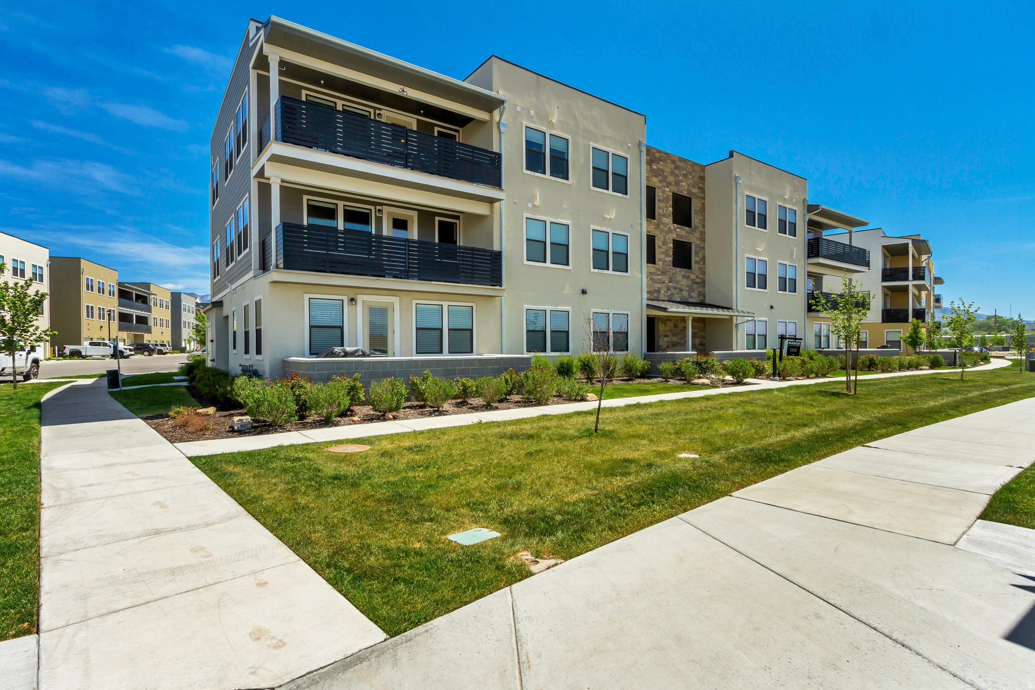 JORDAN HEIGHTS AT VIEW 78 PHASE 1 D - Residential