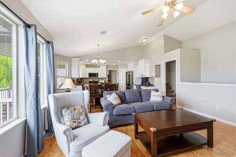 Tiny photo for 134 N WAGON WHEEL CIR, Farmington, UT 84025 (MLS # 2148083)