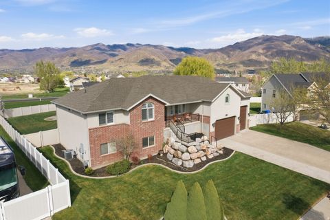 Tiny photo for 134 N WAGON WHEEL CIR, Farmington, UT 84025 (MLS # 2148083)