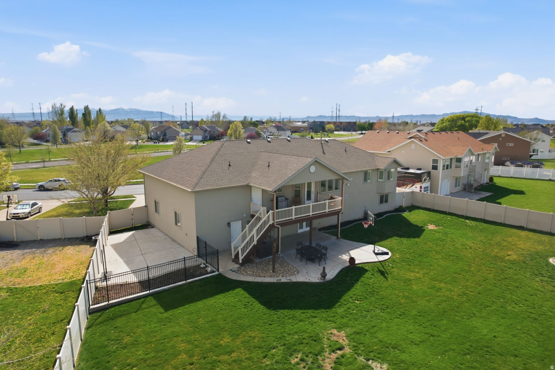 FARMINGTON RANCHES - Residential