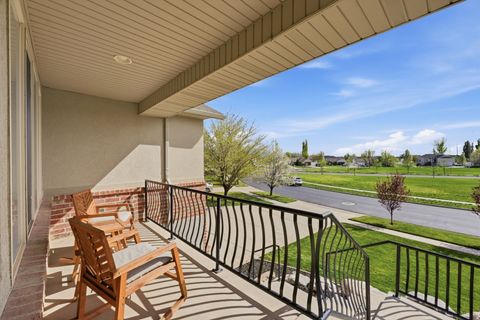 Tiny photo for 134 N WAGON WHEEL CIR, Farmington, UT 84025 (MLS # 2148083)