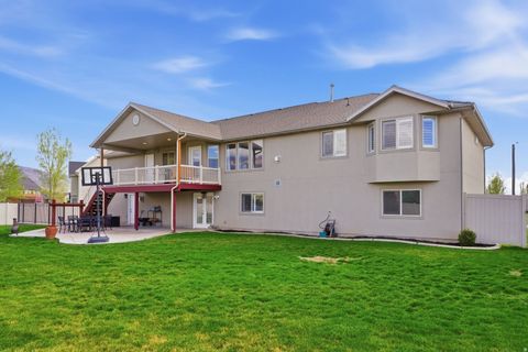 Tiny photo for 134 N WAGON WHEEL CIR, Farmington, UT 84025 (MLS # 2148083)
