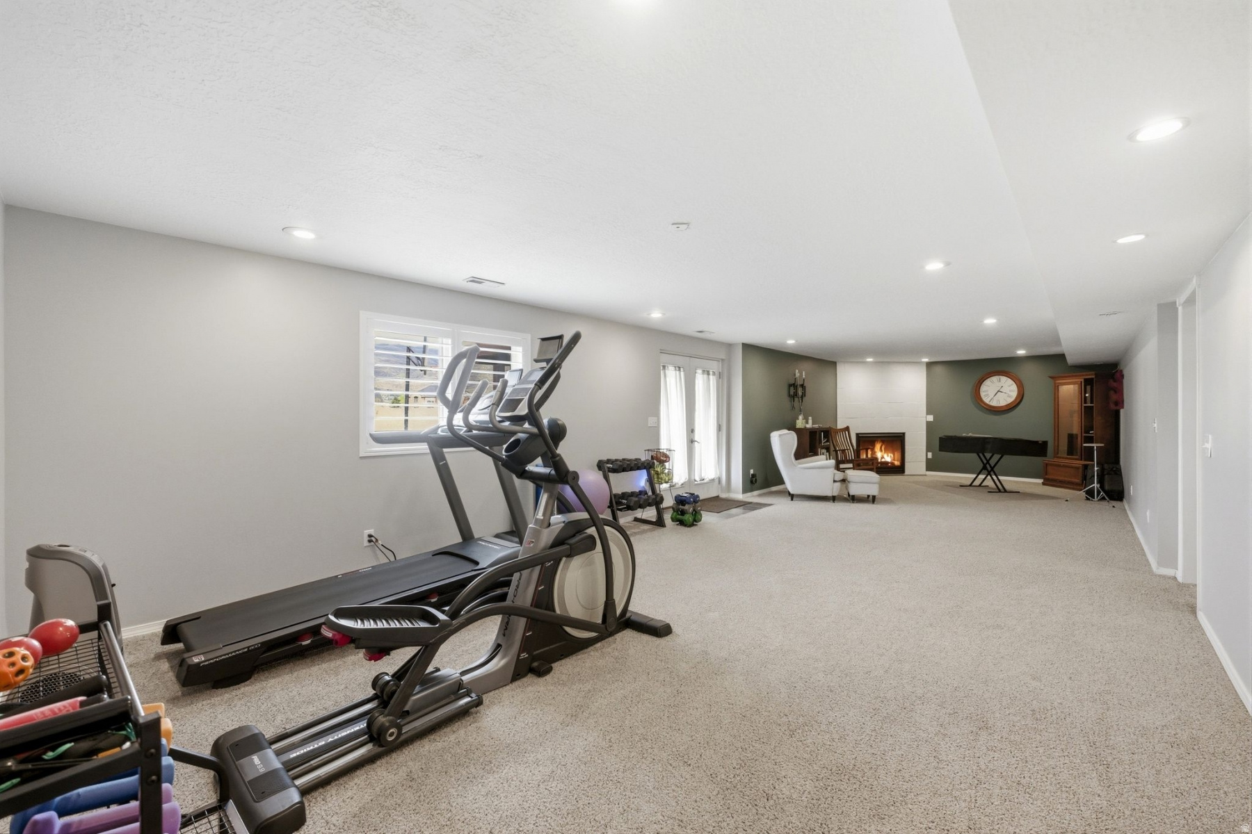 FARMINGTON RANCHES - Residential