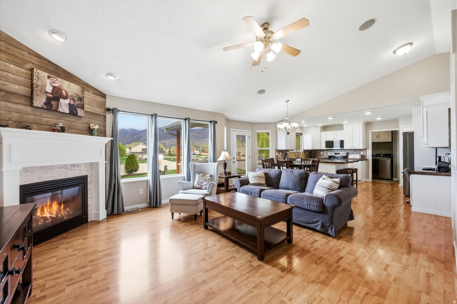 FARMINGTON RANCHES - Residential