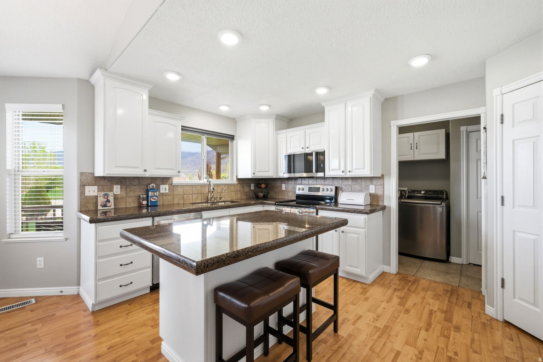 FARMINGTON RANCHES - Residential