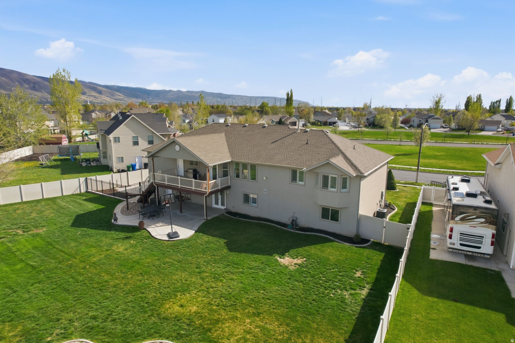 FARMINGTON RANCHES - Residential