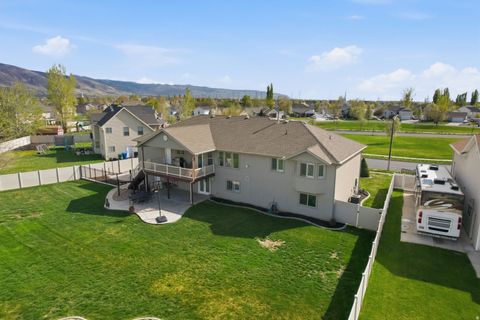 Tiny photo for 134 N WAGON WHEEL CIR, Farmington, UT 84025 (MLS # 2148083)