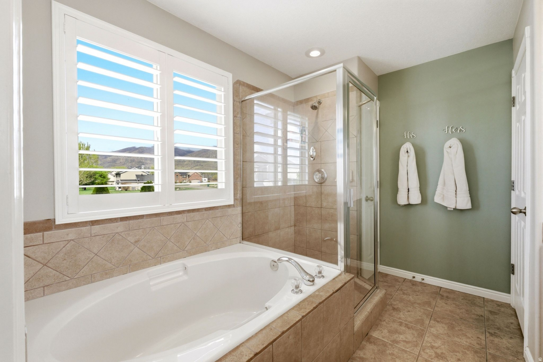 FARMINGTON RANCHES - Residential