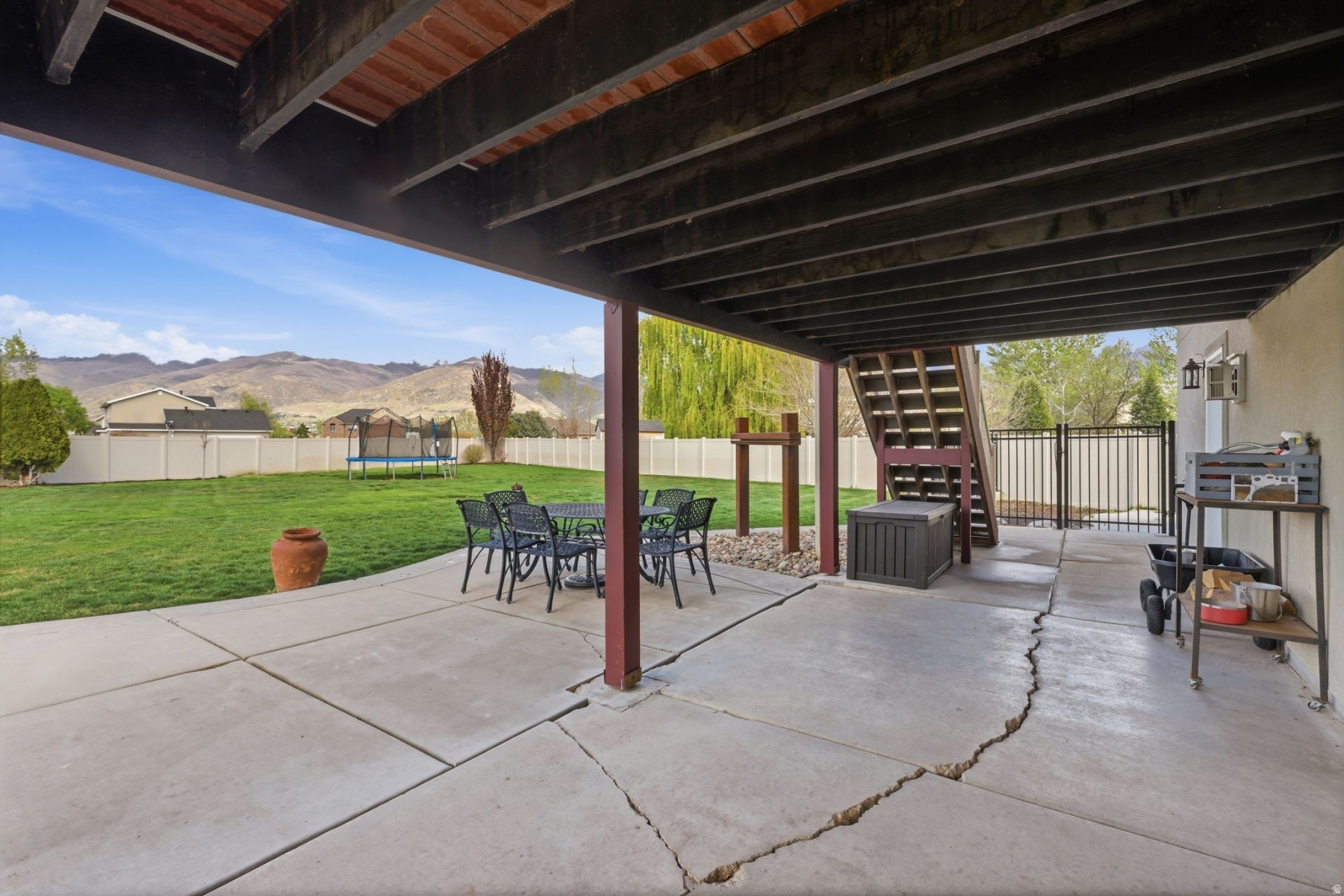 FARMINGTON RANCHES - Residential