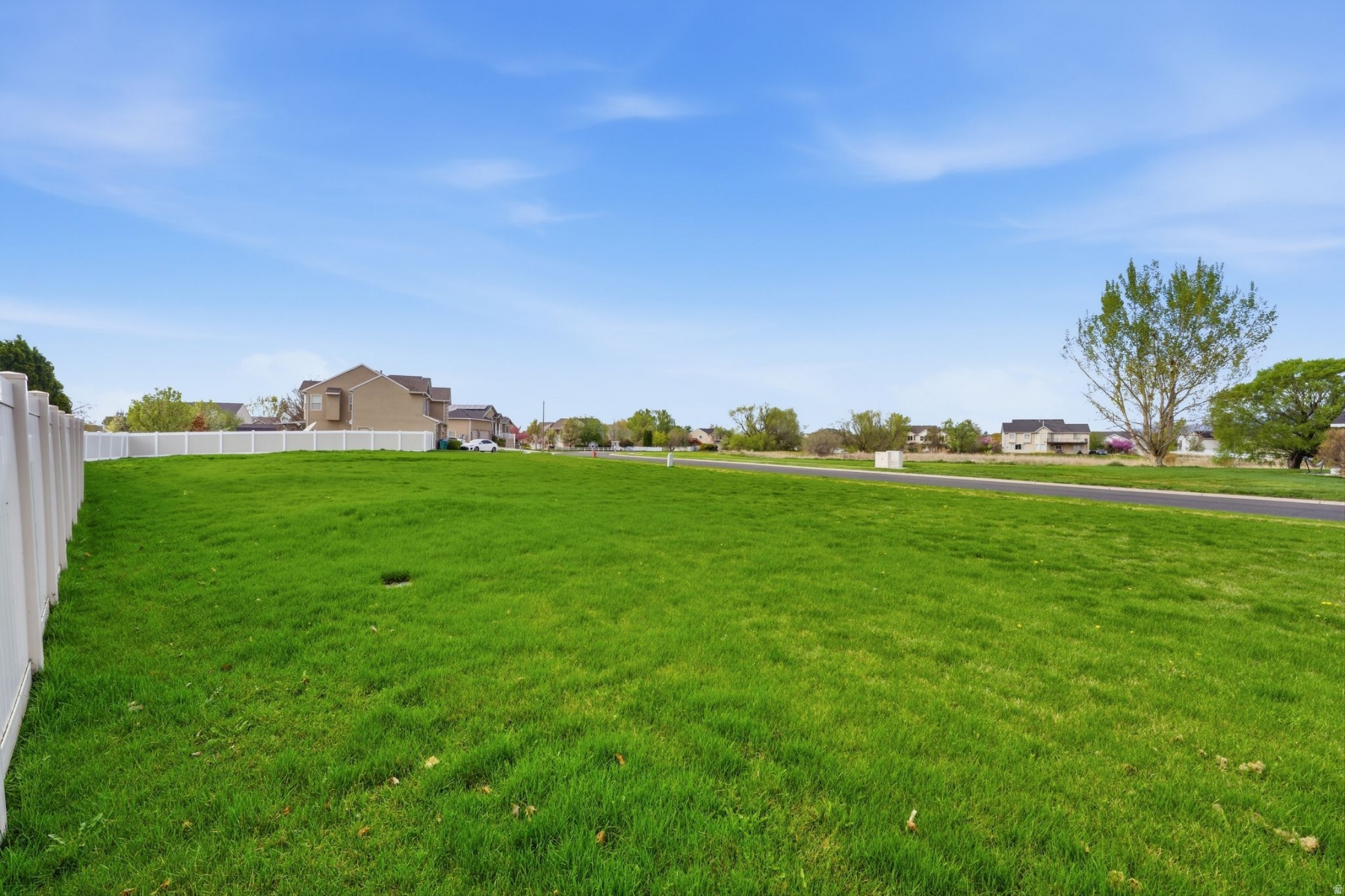 FARMINGTON RANCHES - Residential