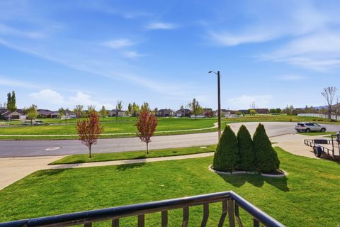 Tiny photo for 134 N WAGON WHEEL CIR, Farmington, UT 84025 (MLS # 2148083)