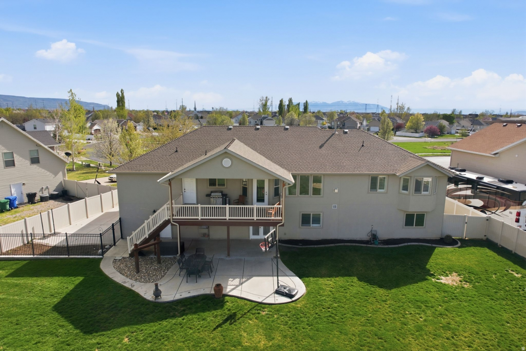 FARMINGTON RANCHES - Residential