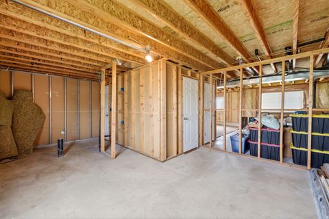 Tiny photo for 134 N WAGON WHEEL CIR, Farmington, UT 84025 (MLS # 2148083)