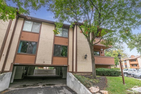 Photo of 6844 S COUNTRYWOODS CIR #5E, Midvale, UT 84047 (MLS # 2191246)