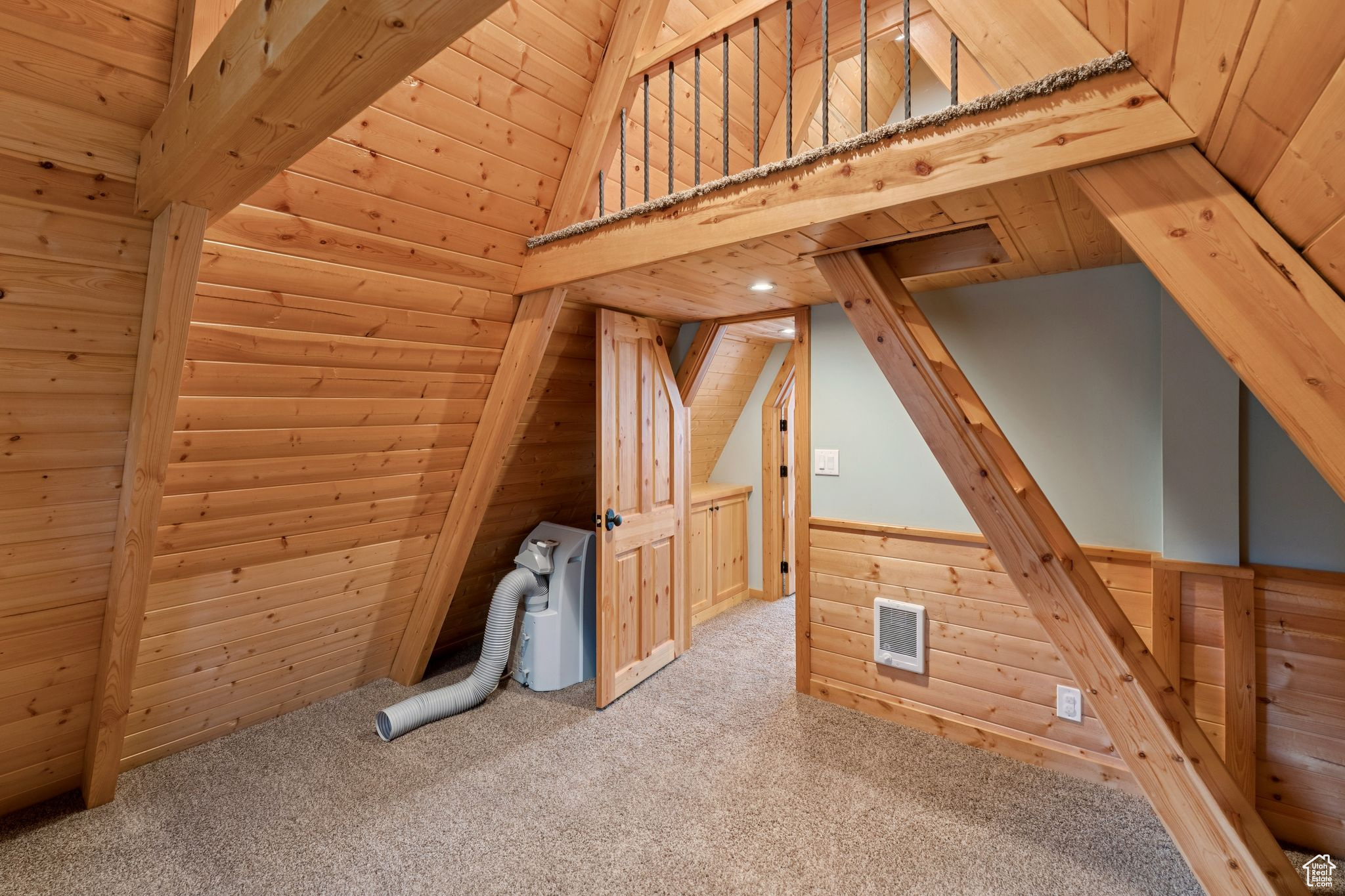 TIMBER LAKES - Residential