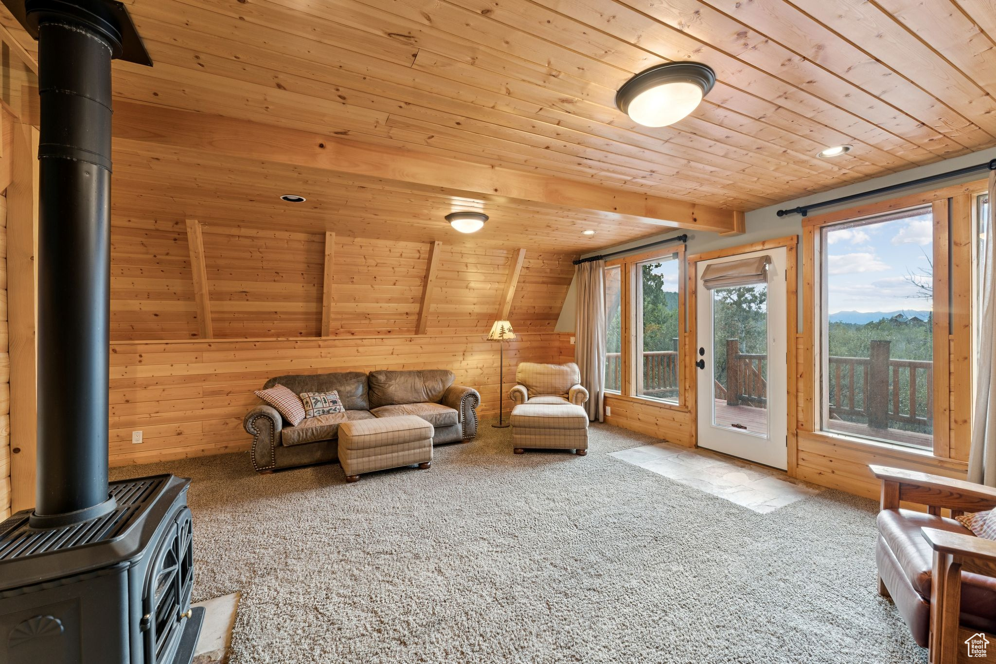 TIMBER LAKES - Residential