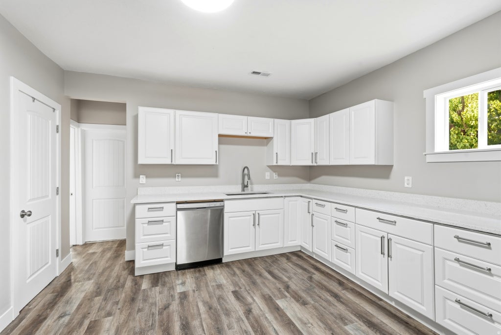 Photo of 335 30TH ST, Ogden, UT 84401 (MLS # 2183201)