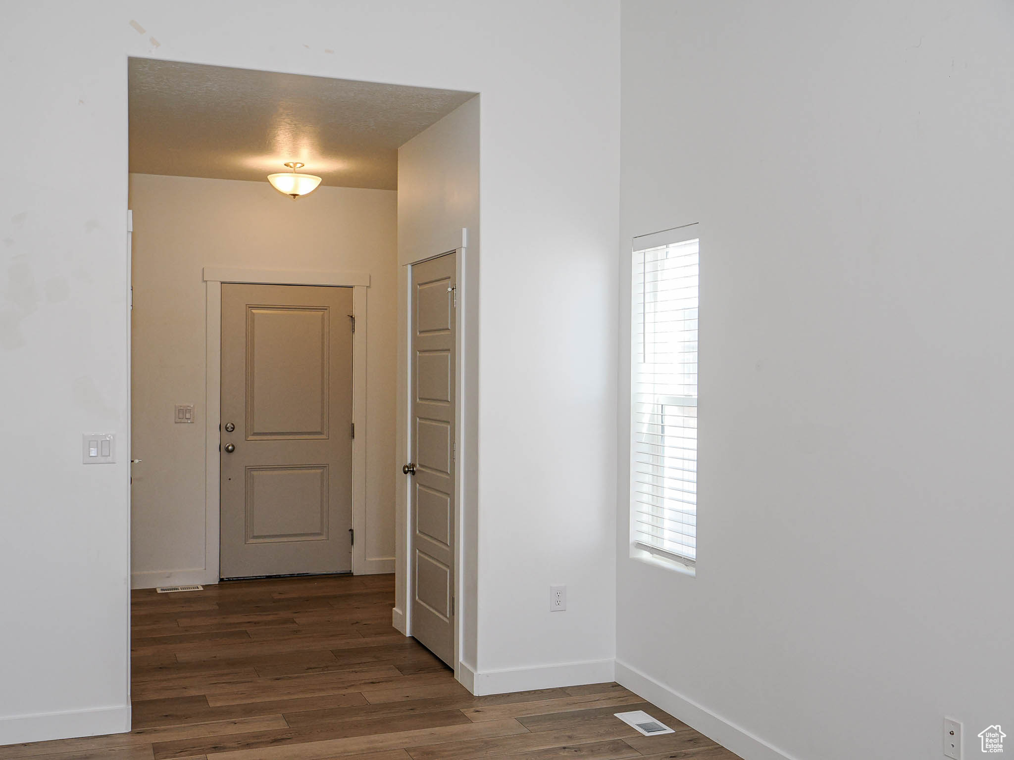 425 W Domain Ln, Grantsville, Utah image 8