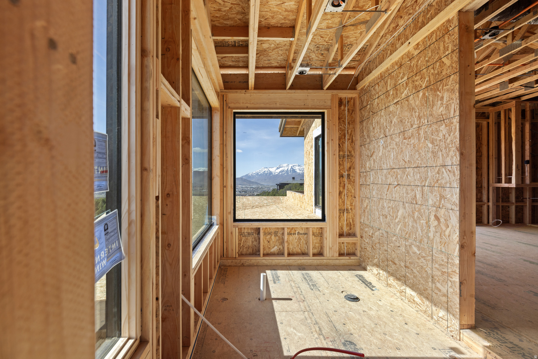 RED LEDGES - Residential