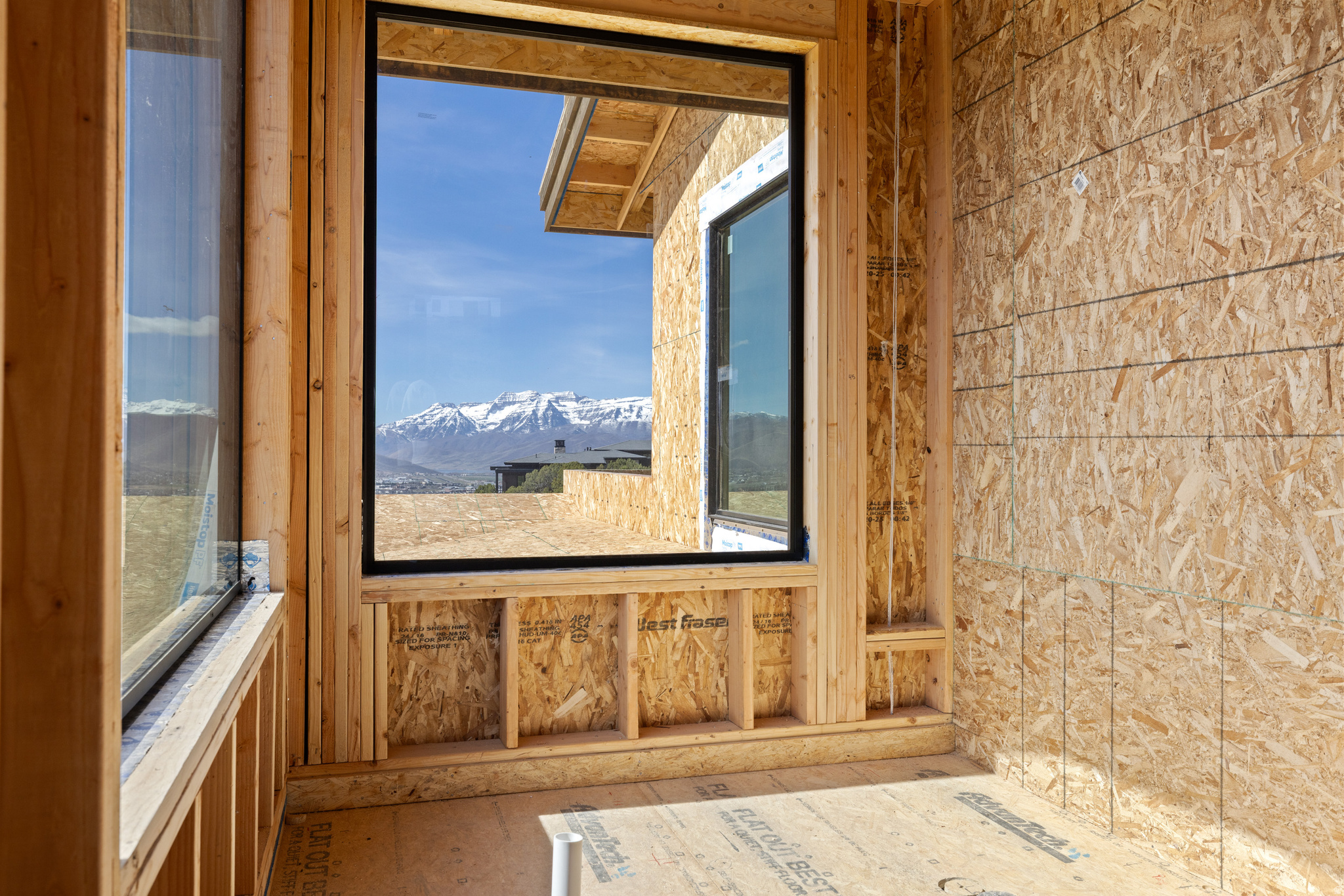 RED LEDGES - Residential