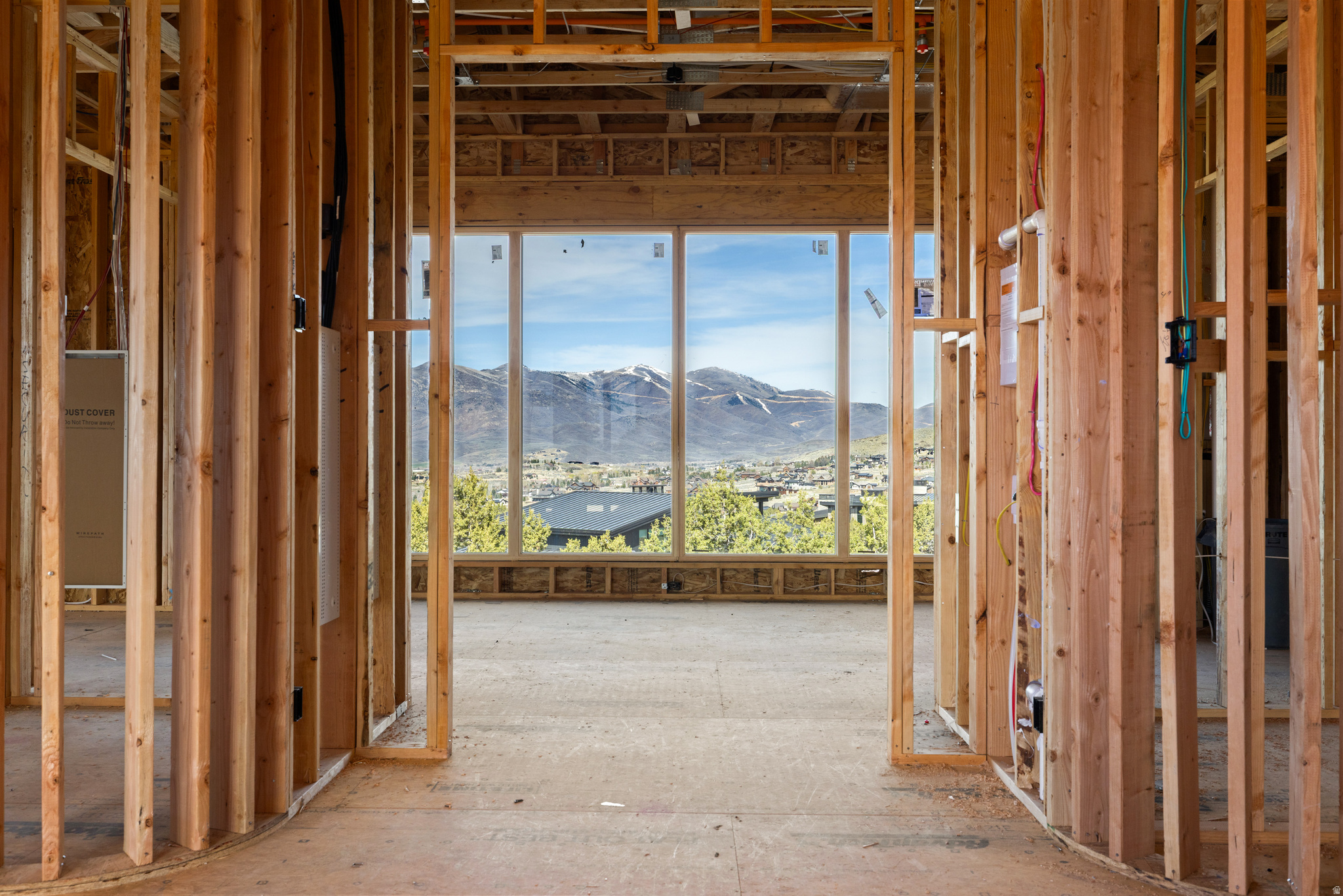 RED LEDGES - Residential