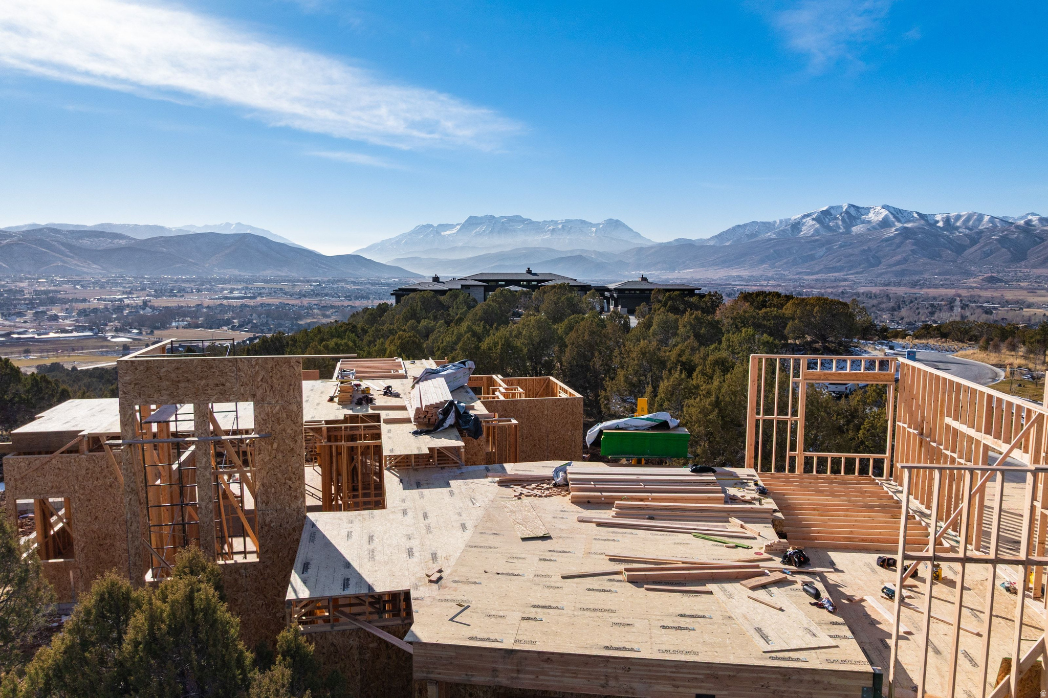 RED LEDGES - Residential