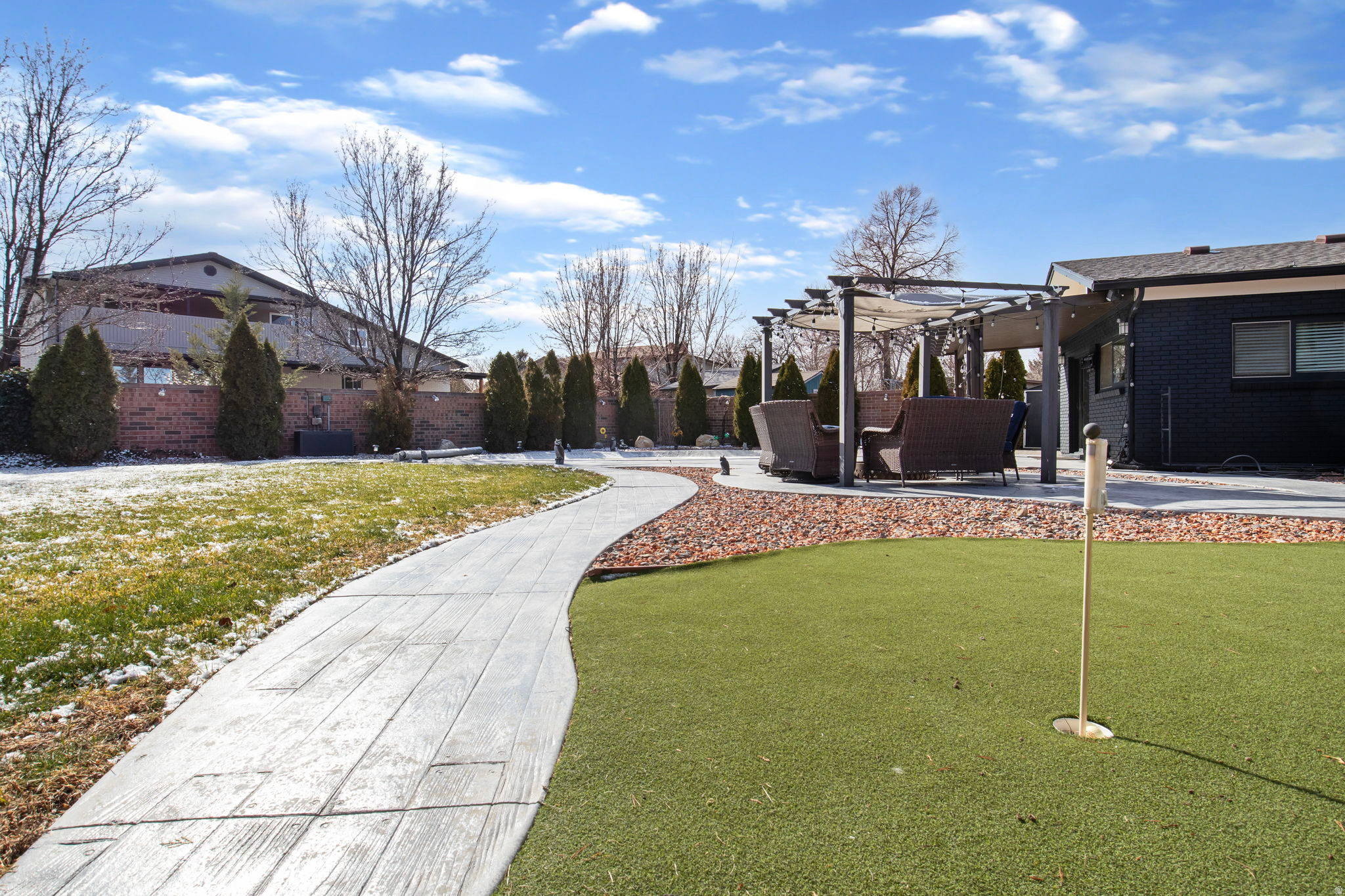 BLAKE HEIGHTS - Residential