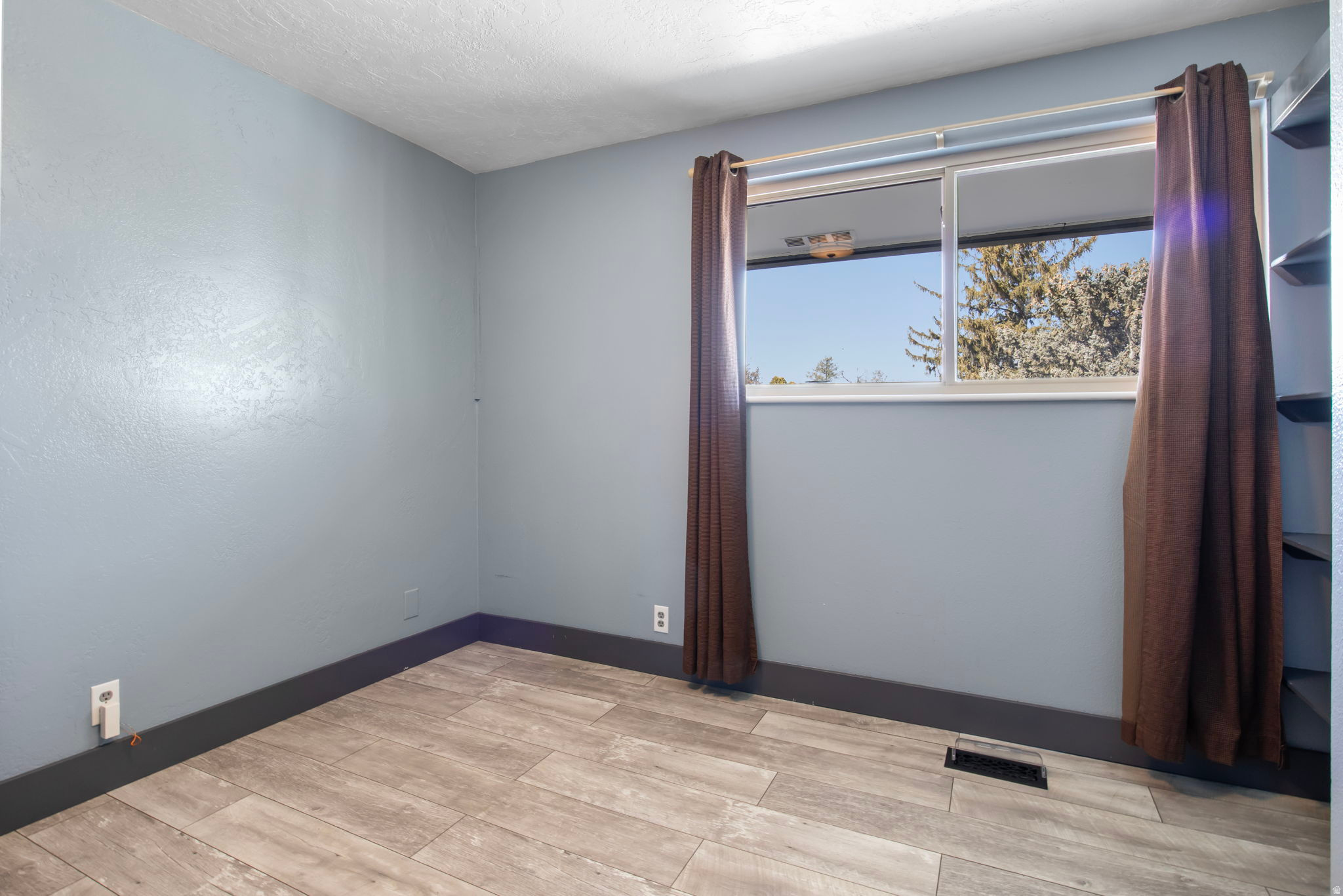 BLAKE HEIGHTS - Residential