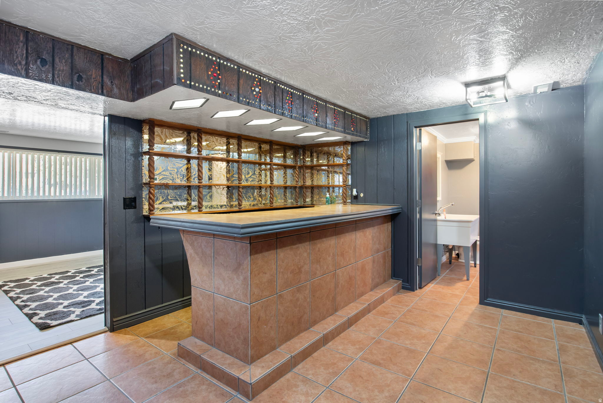 BLAKE HEIGHTS - Residential