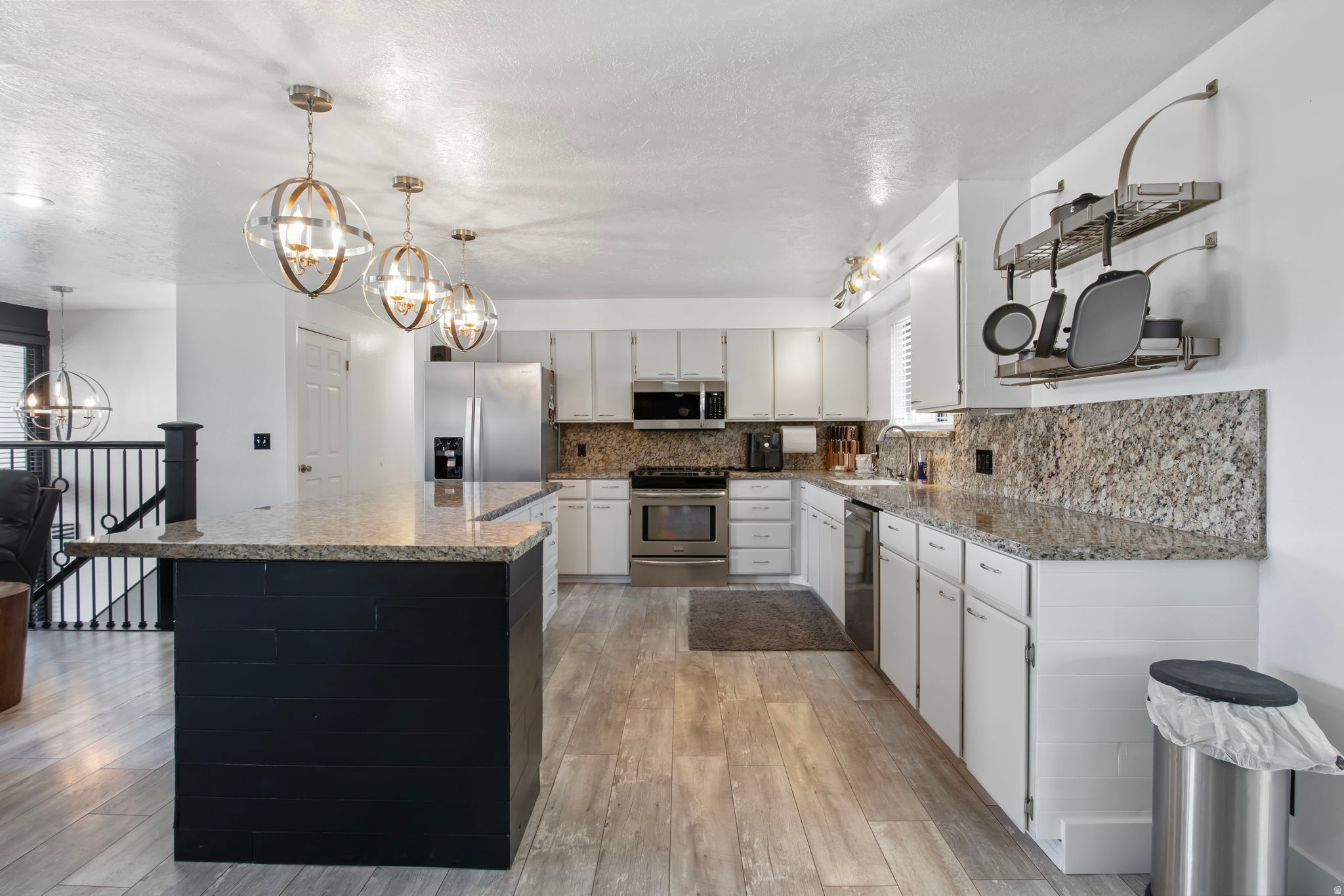 BLAKE HEIGHTS - Residential