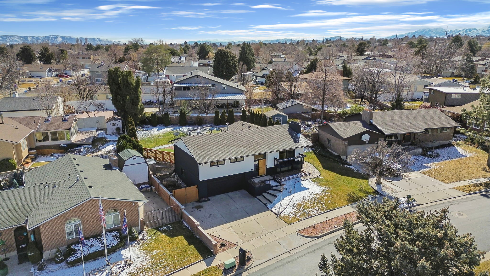 BLAKE HEIGHTS - Residential