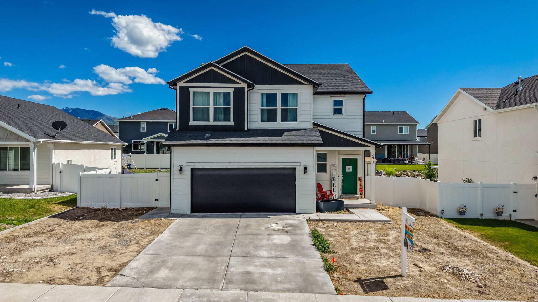 LEXINGTON GREENS AT OVERLAKE - Residential