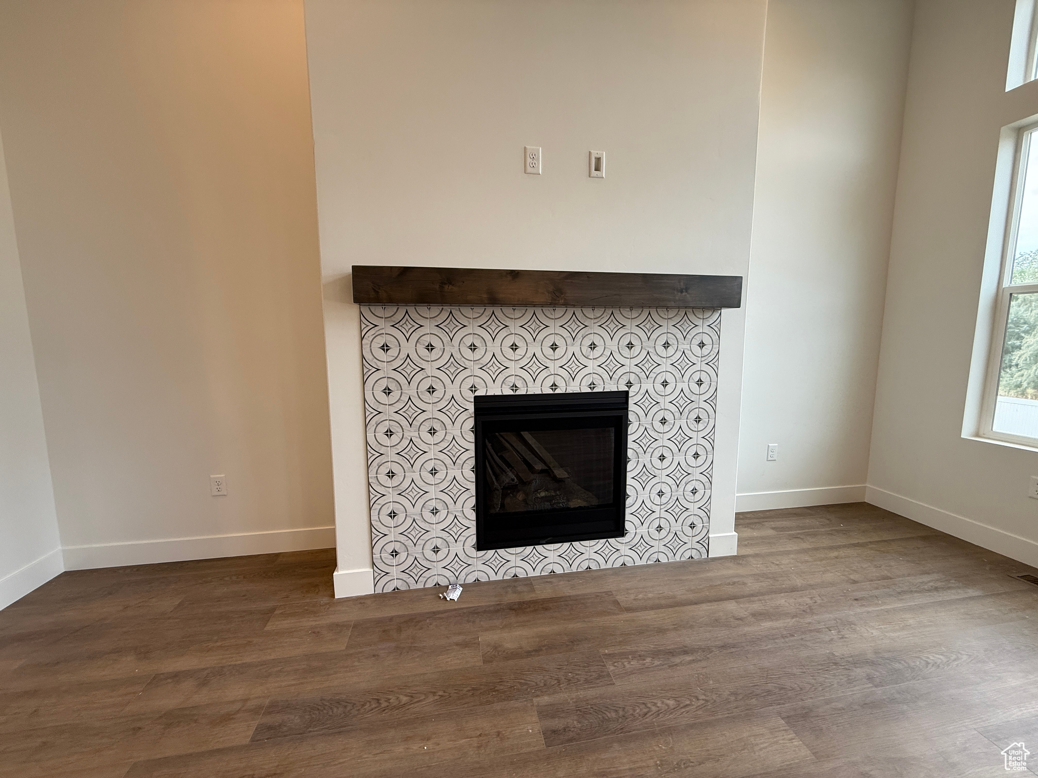 2761 N 3225 W 203