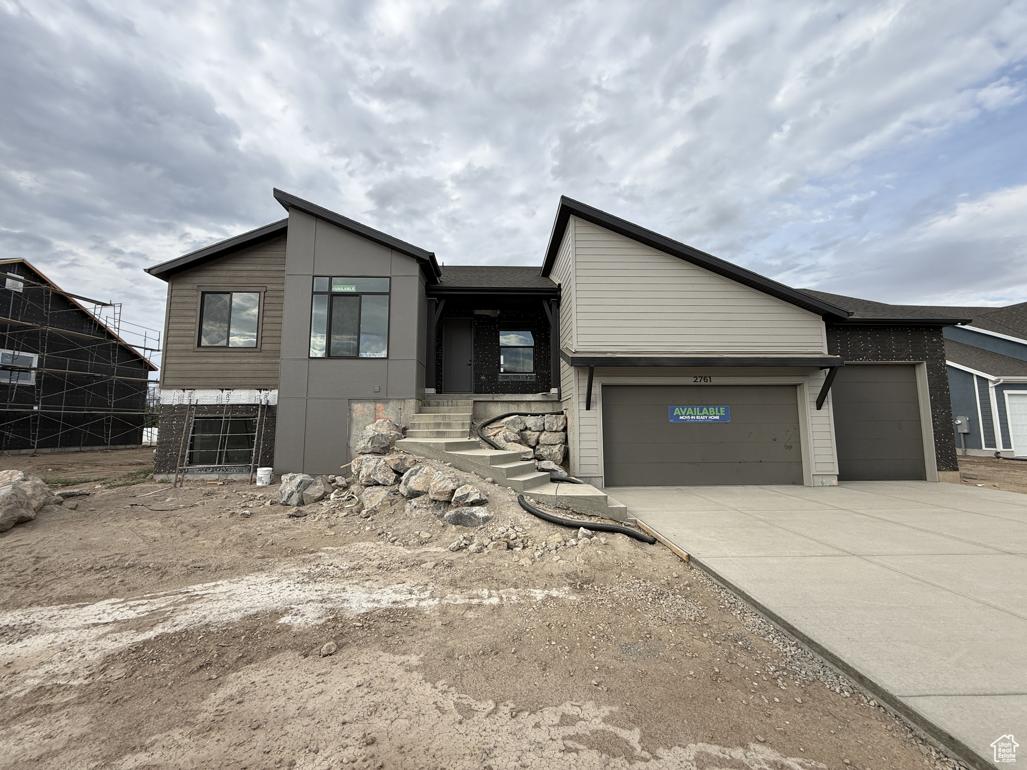 2761 N 3225 W 203