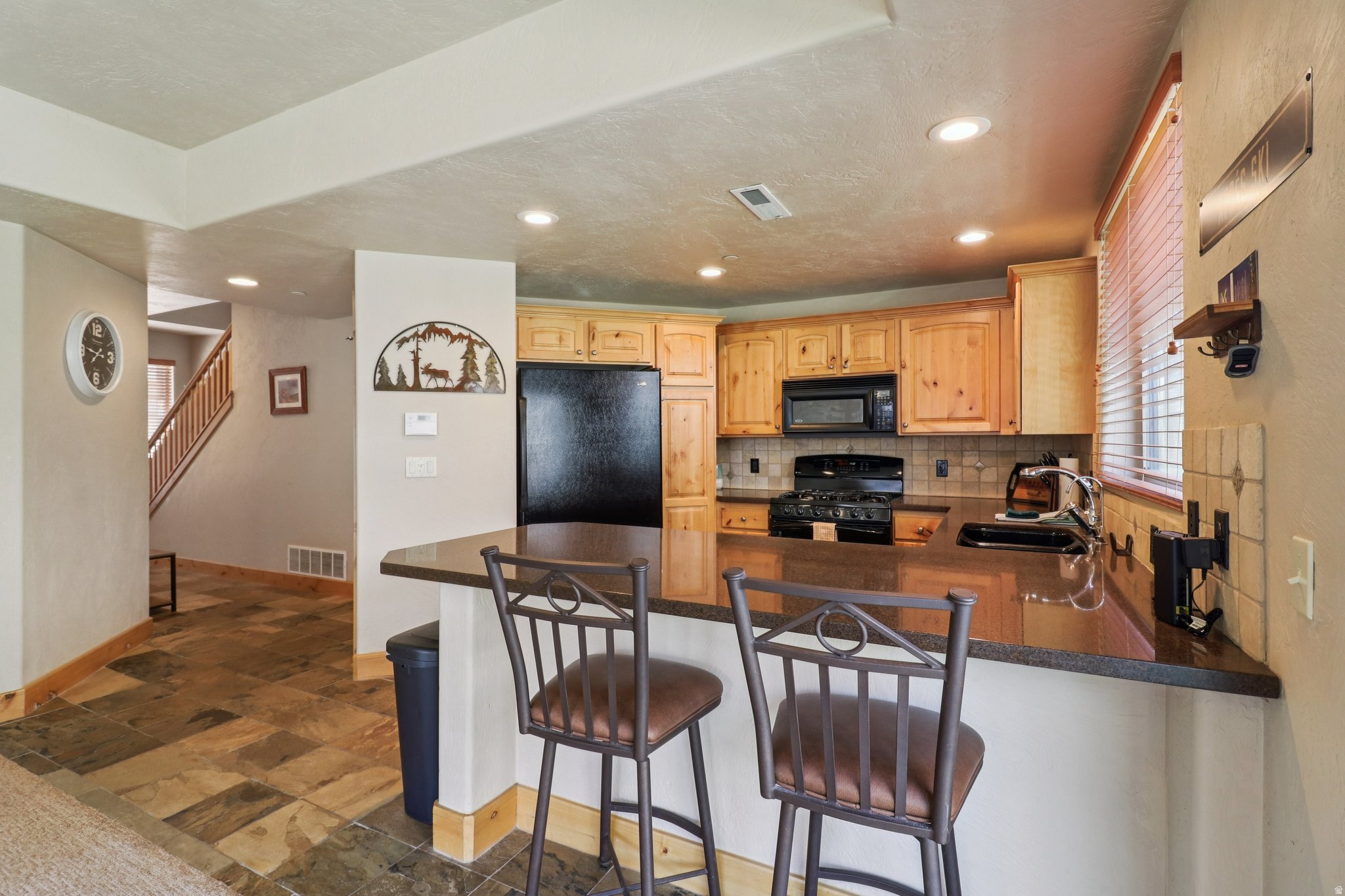 FOX POINTE@REDSTONE - Residential