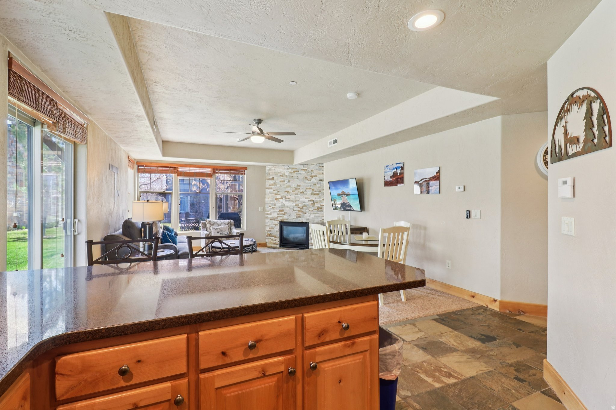 FOX POINTE@REDSTONE - Residential