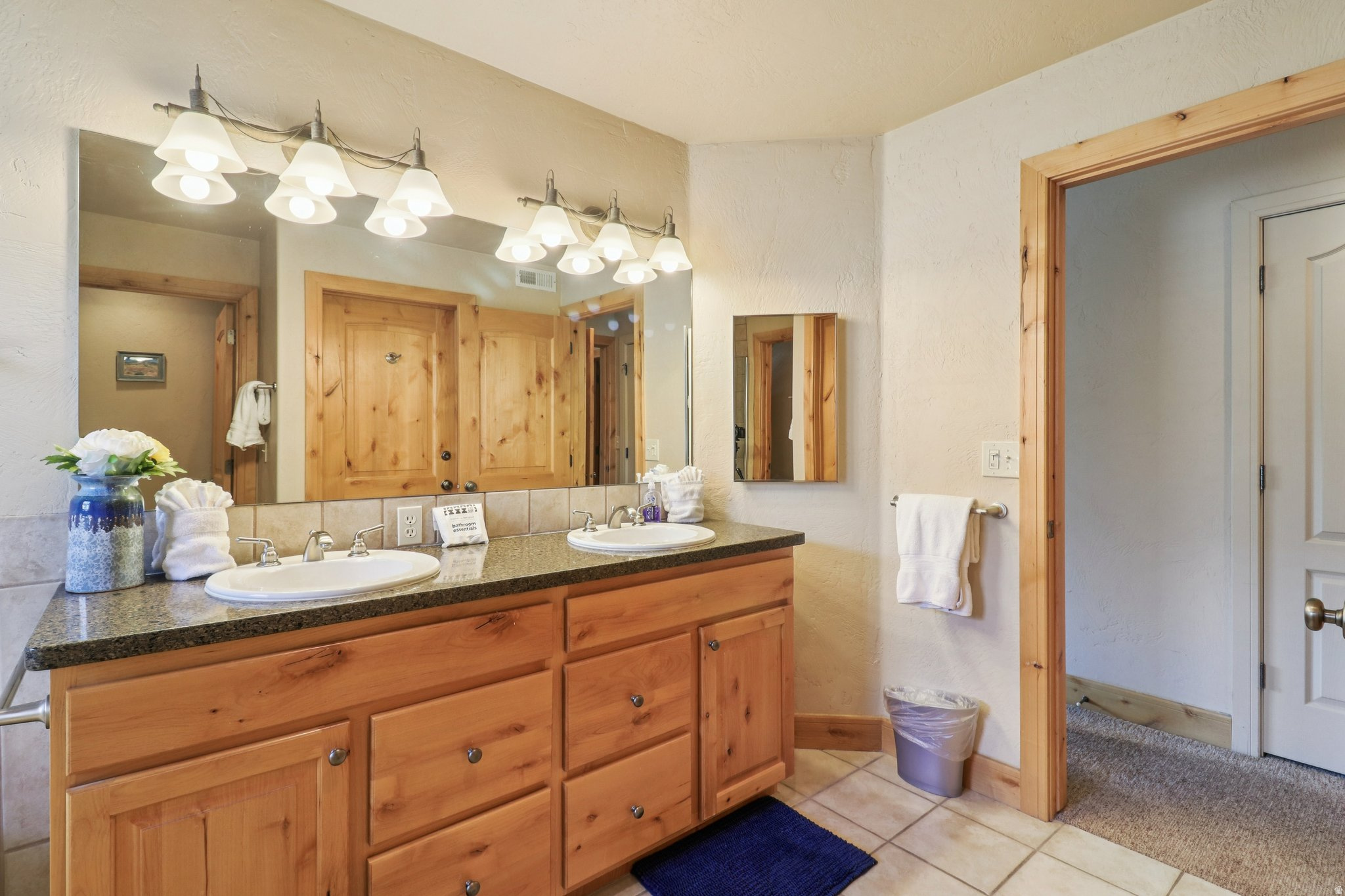 FOX POINTE@REDSTONE - Residential