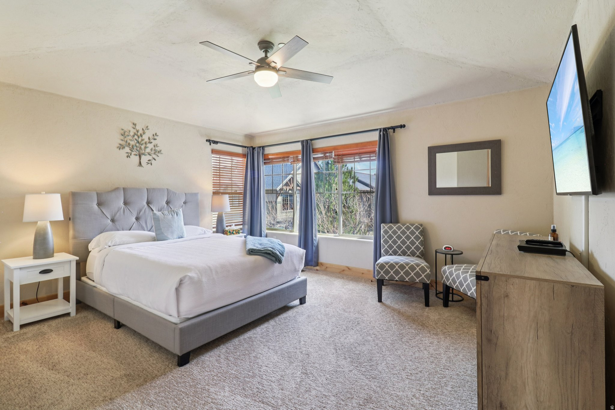 FOX POINTE@REDSTONE - Residential