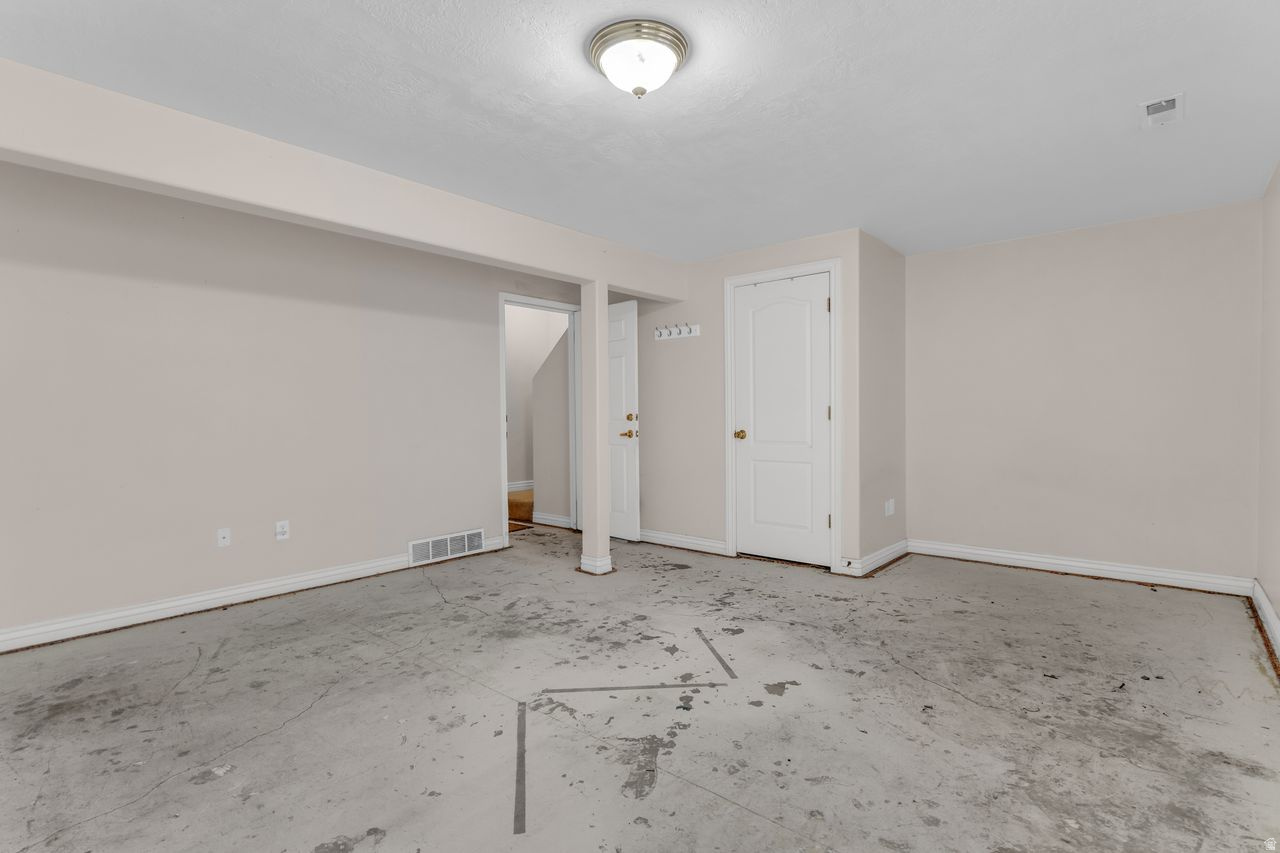 MUIRFIELD - Residential