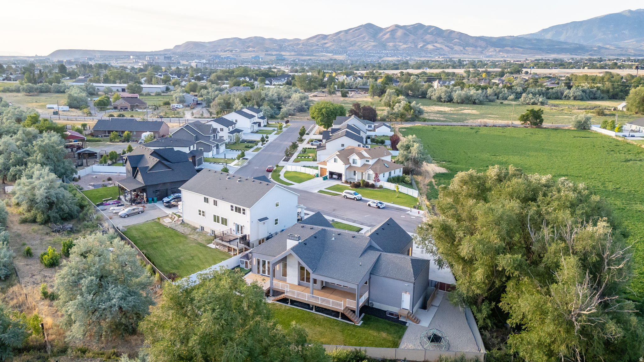 HOOKA VISTA - Residential