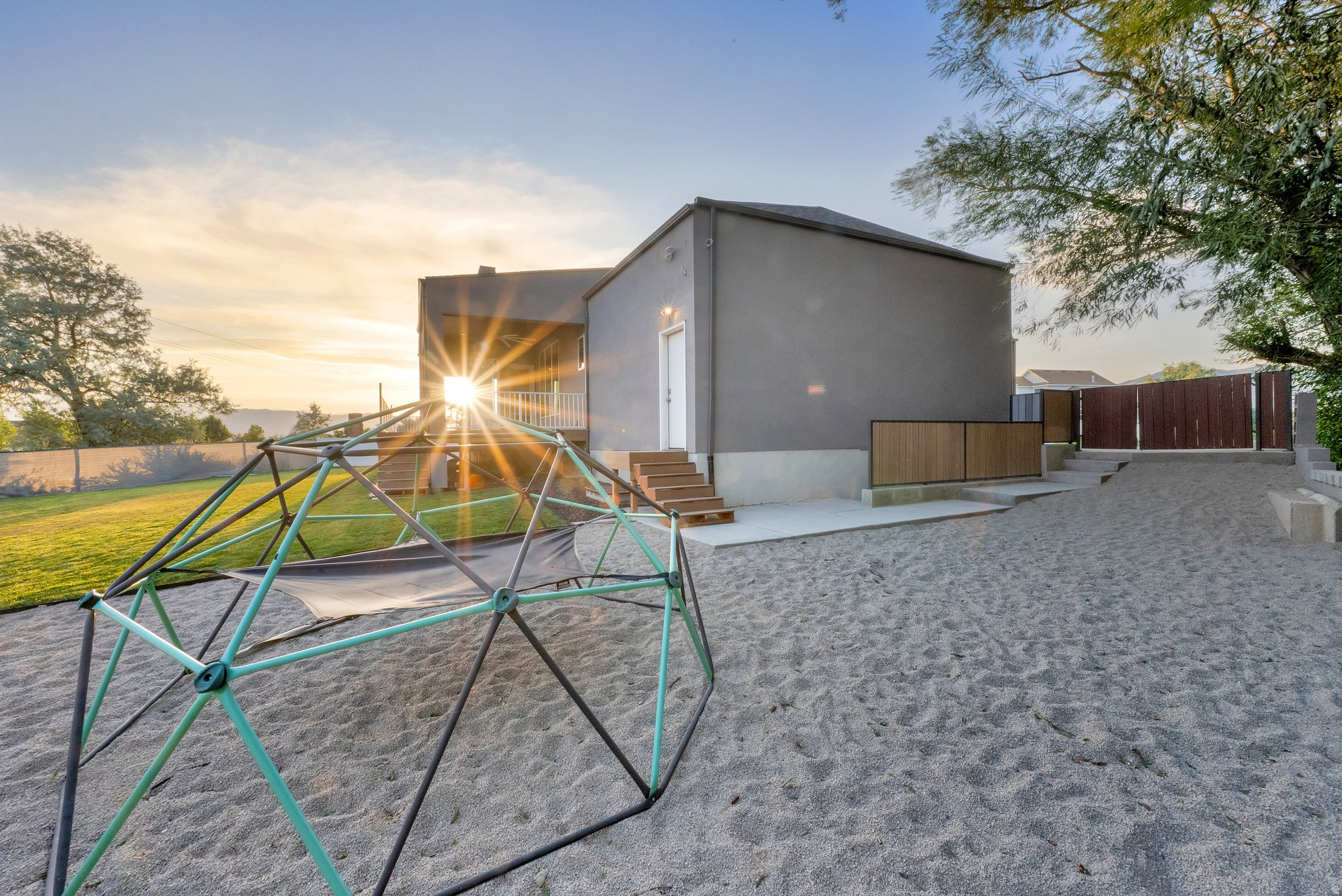 HOOKA VISTA - Residential